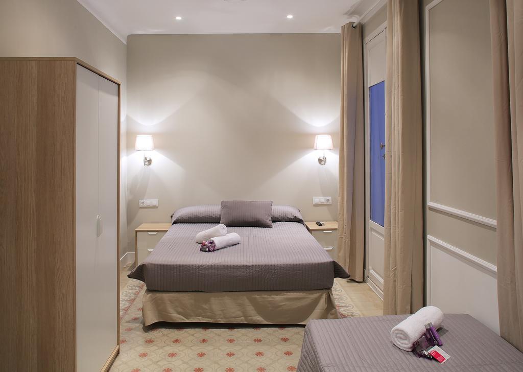 Hostal Medea Барселона Номер фото